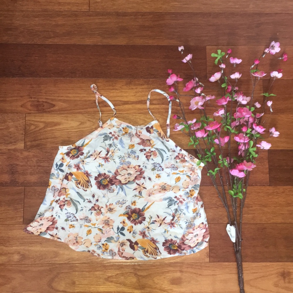 Kendall and Kylie Crop top!